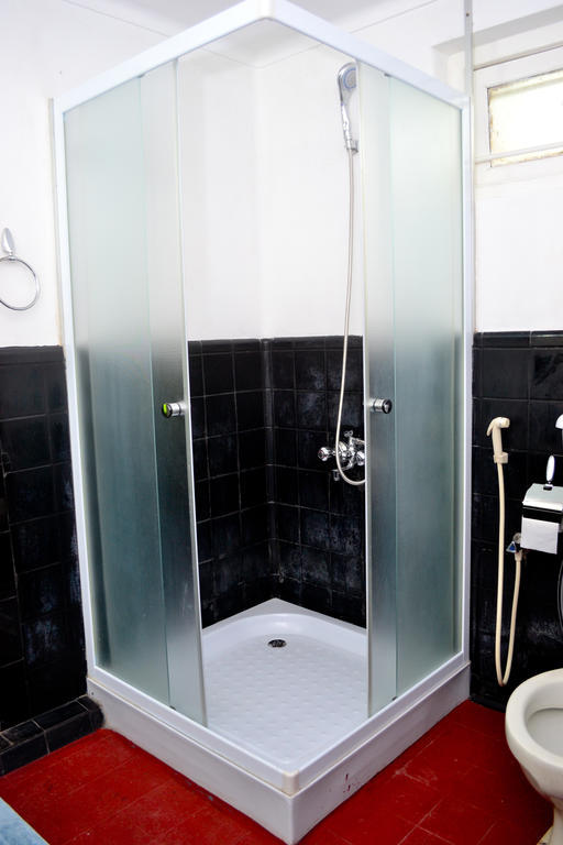 Hamilton House Hotel Негомбо Стая снимка